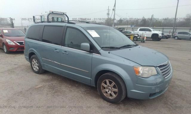 VIN: 2A8HR541X9R637658 - chrysler town and country