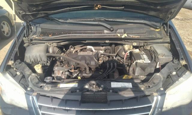 Photo 9 VIN: 2A8HR54P58R746791 - CHRYSLER TOWN AND COUNTRY 