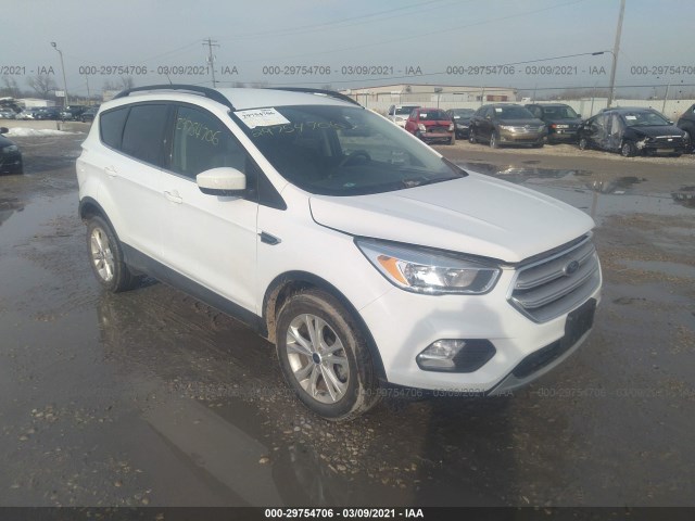 VIN: 1FMCU0GD6JUD07270 - ford escape