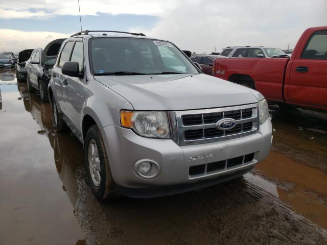VIN: 1FMCU9D7XBKB74545 - ford escape xlt