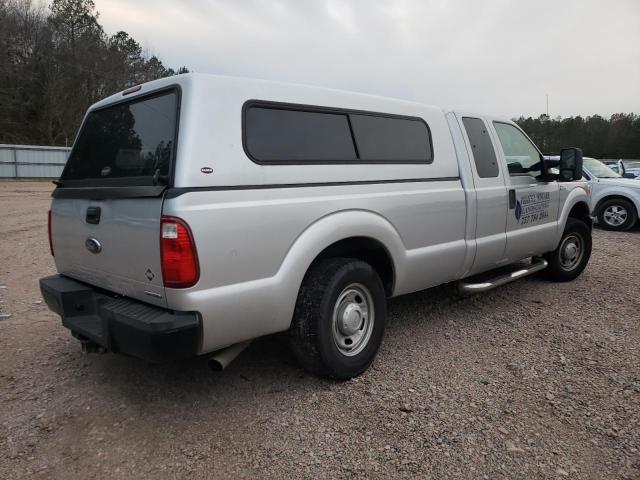 Photo 2 VIN: 1FT7X2A66CEC99445 - FORD F250 