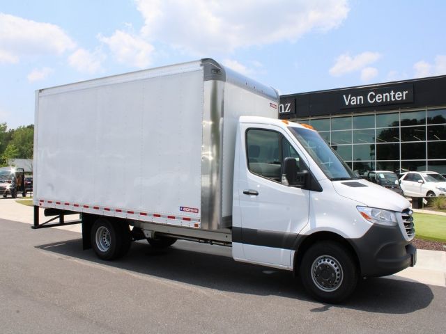 Photo 2 VIN: W2X8E33Y3MN174535 - FREIGHTLINER SPRINTER CAB CHASSIS 