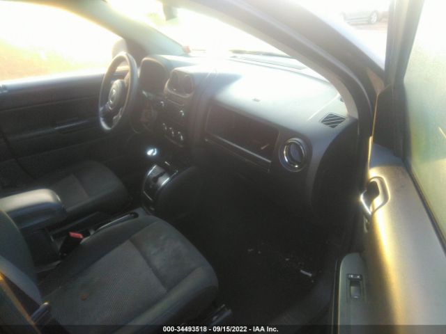 Photo 4 VIN: 1C4NJDBBXCD659287 - JEEP COMPASS 
