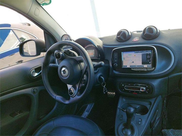 Photo 4 VIN: WME4534911K325618 - SMART FORTWO CABRIOLET 