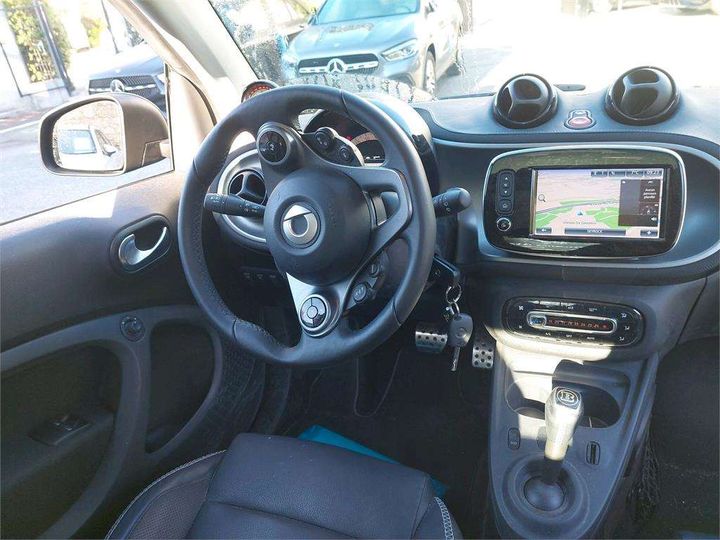 Photo 4 VIN: WME4533911K378468 - SMART FORTWO COUPE 