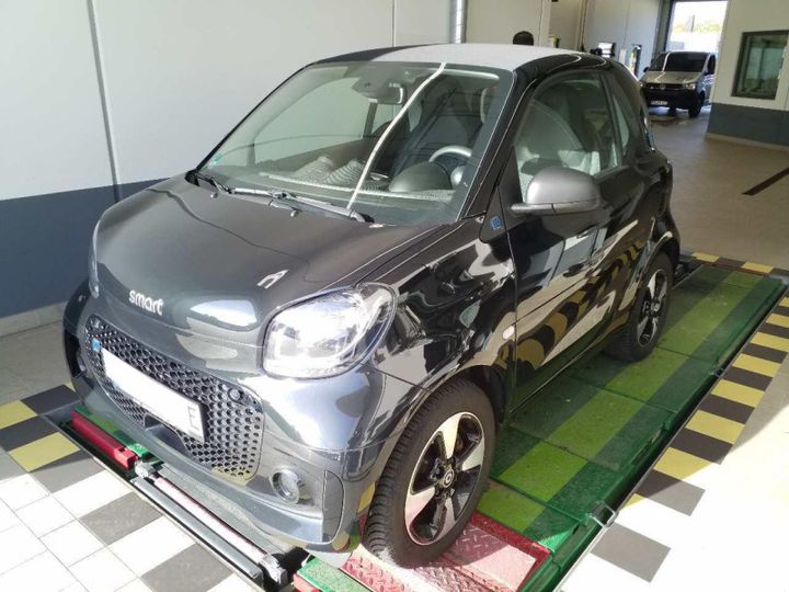 Photo 1 VIN: W1A4533911K433254 - SMART FORTWO COUPE (11.2014-&GT) 