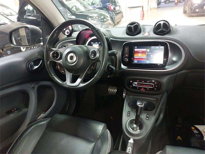 Photo 4 VIN: WME4534911K411407 - SMART FORTWO CABRIOLET 