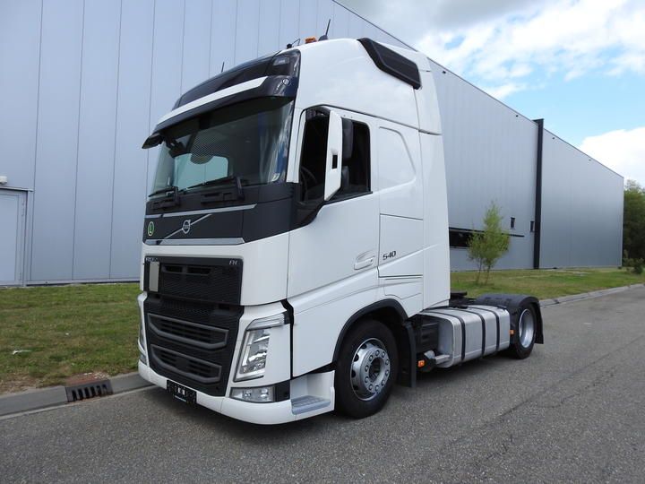 VIN: YV2RT60A1JB877433 - volvo fh 540 low heavy lorry