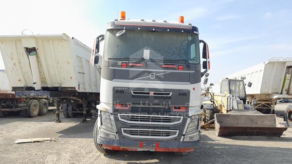 VIN: YV2RS02D8FA771221 - volvo fh 440
