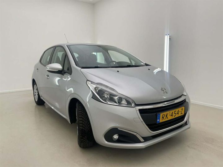Photo 32 VIN: VF3CCBHY6HT068065 - PEUGEOT 208 