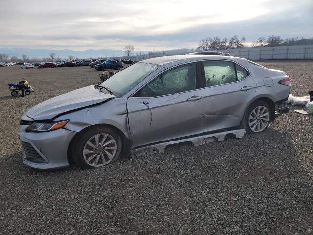 VIN: 4T1C11AKXNU682154 - toyota camry le
