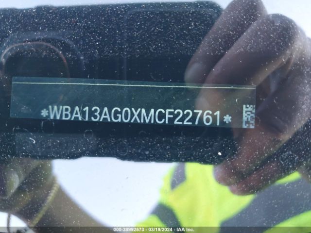 Photo 8 VIN: WBA13AG0XMCF22761 - BMW 530E 