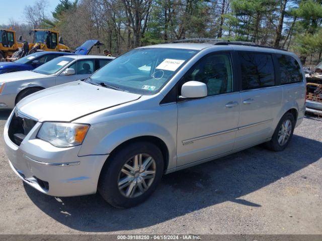 Photo 1 VIN: 2A4RR5DX2AR273640 - CHRYSLER TOWN & COUNTRY 