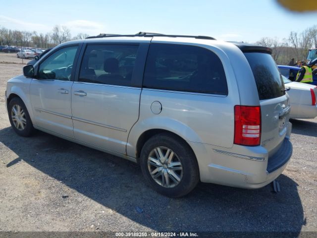 Photo 2 VIN: 2A4RR5DX2AR273640 - CHRYSLER TOWN & COUNTRY 