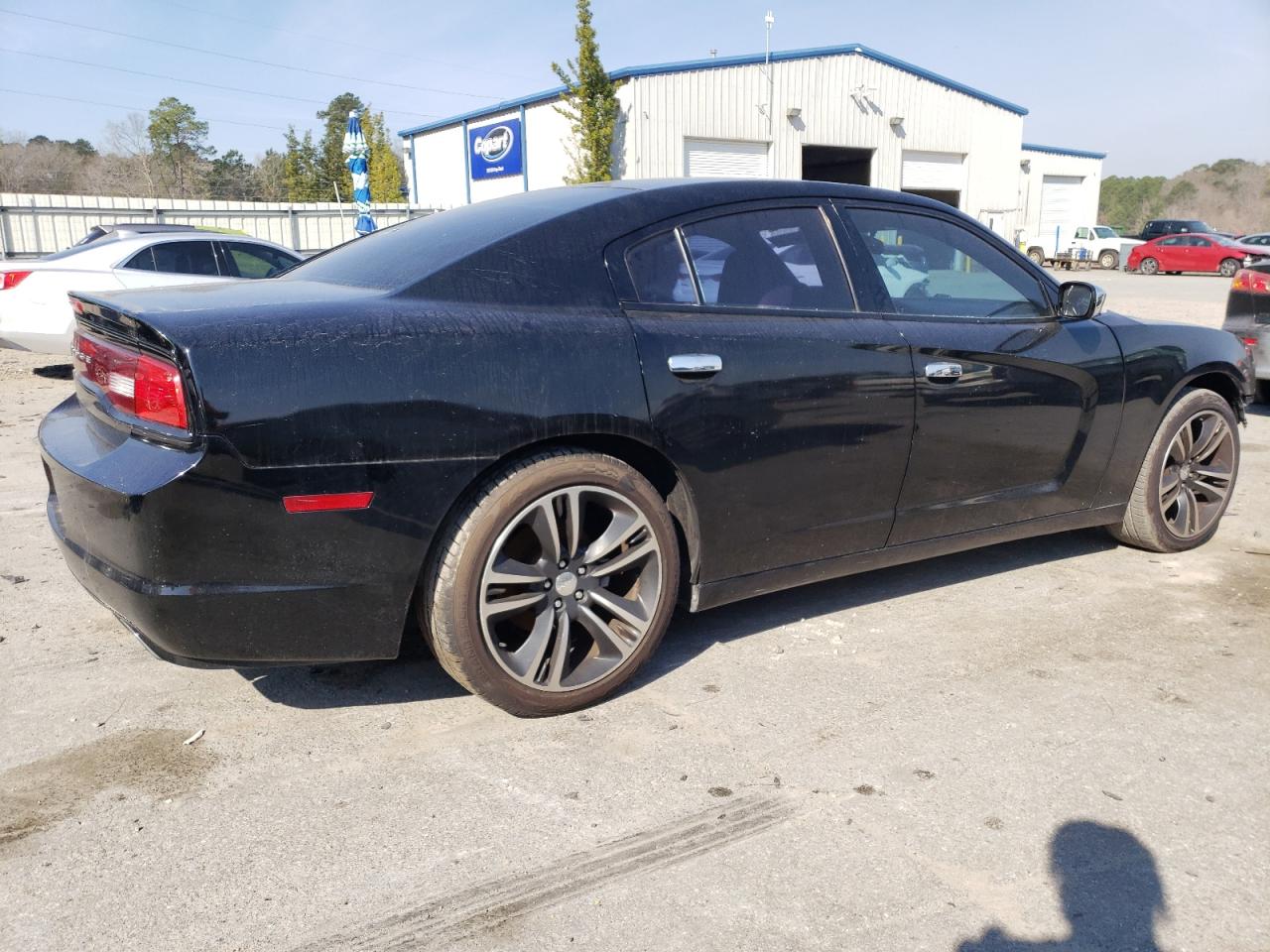 Photo 2 VIN: 2C3CDXBG3DH522471 - DODGE CHARGER 