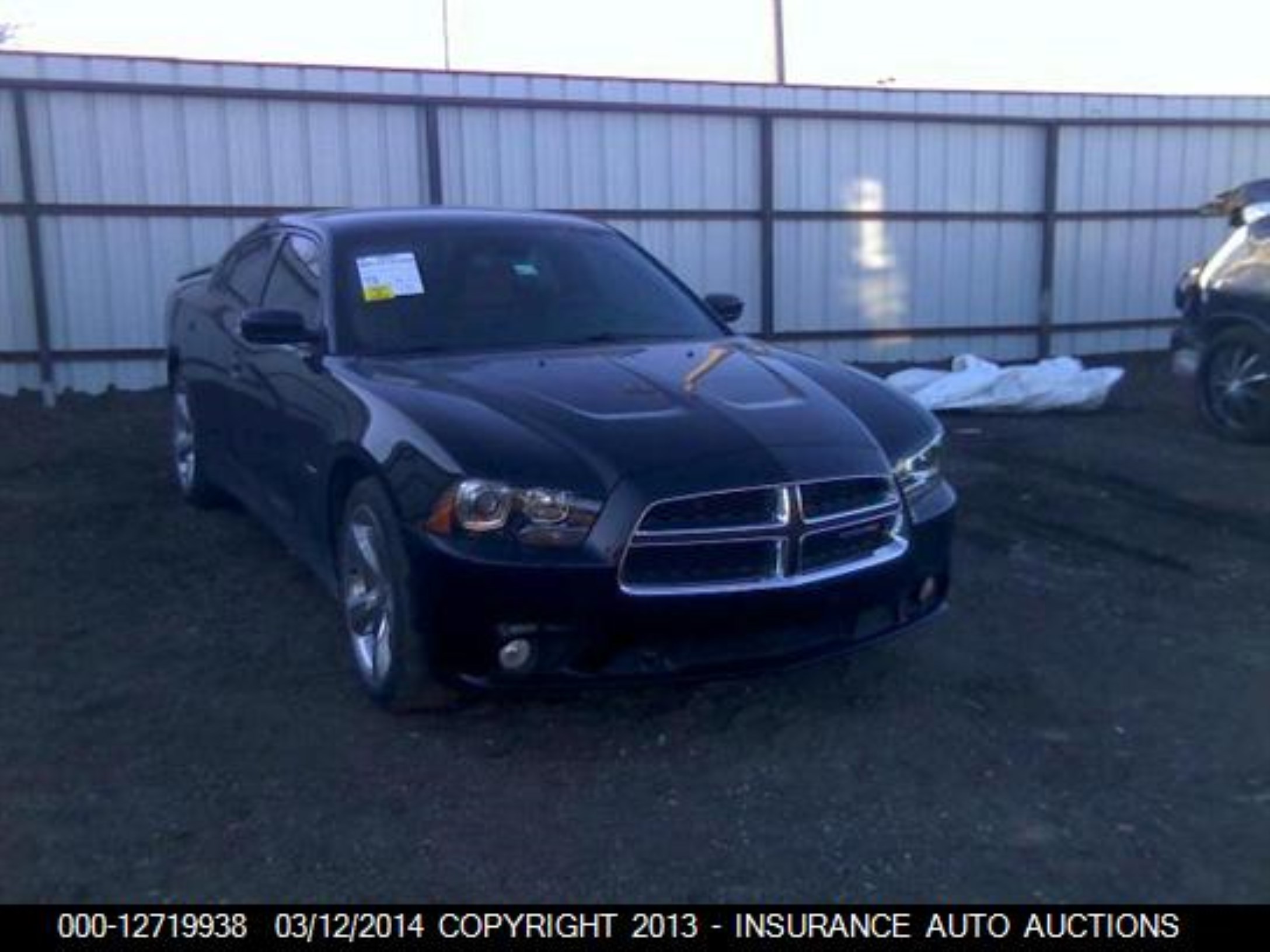 VIN: 2C3CDXCT4CH281692 - dodge charger