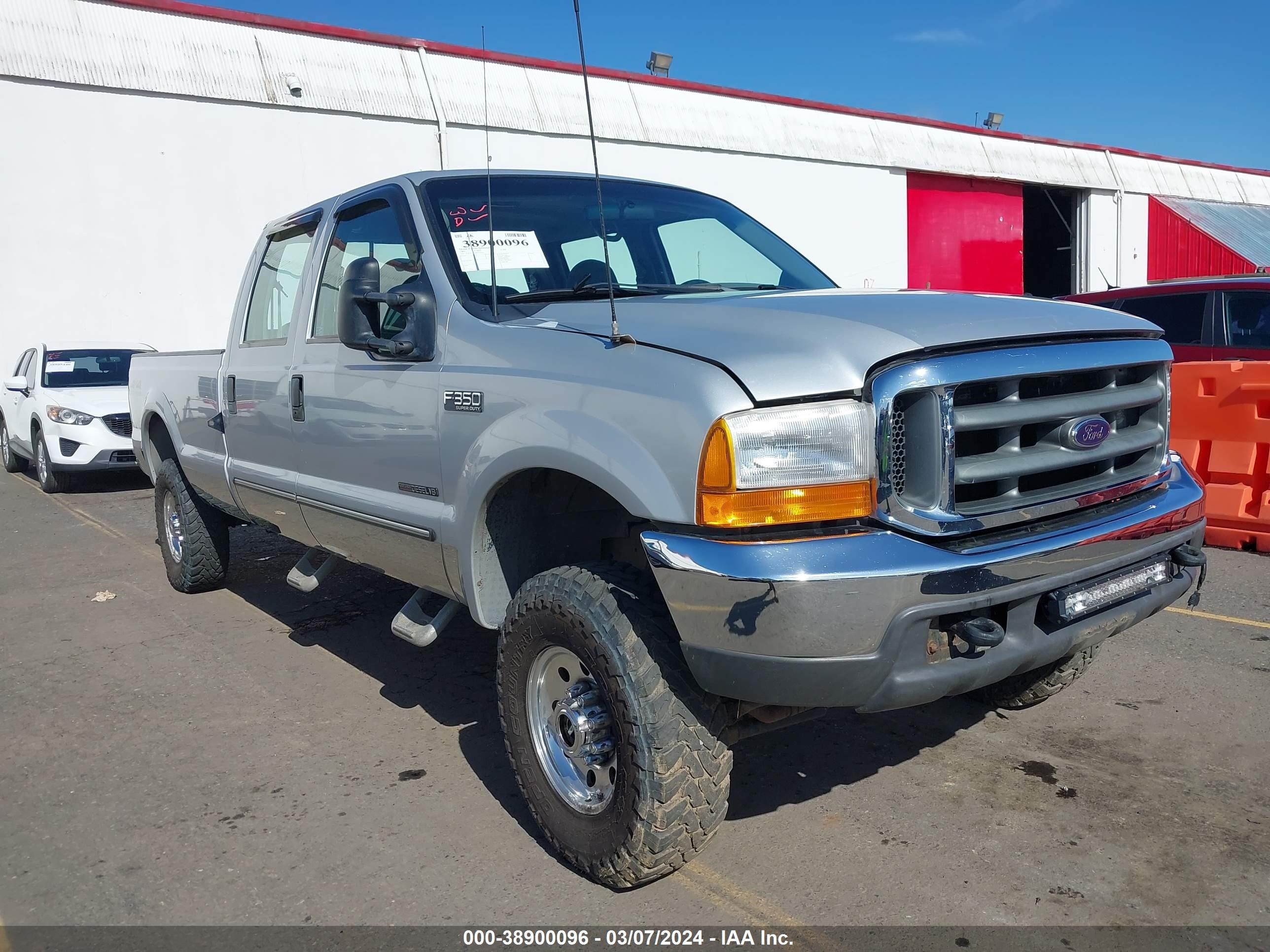 VIN: 1FTSW31F8XEE20761 - ford f350