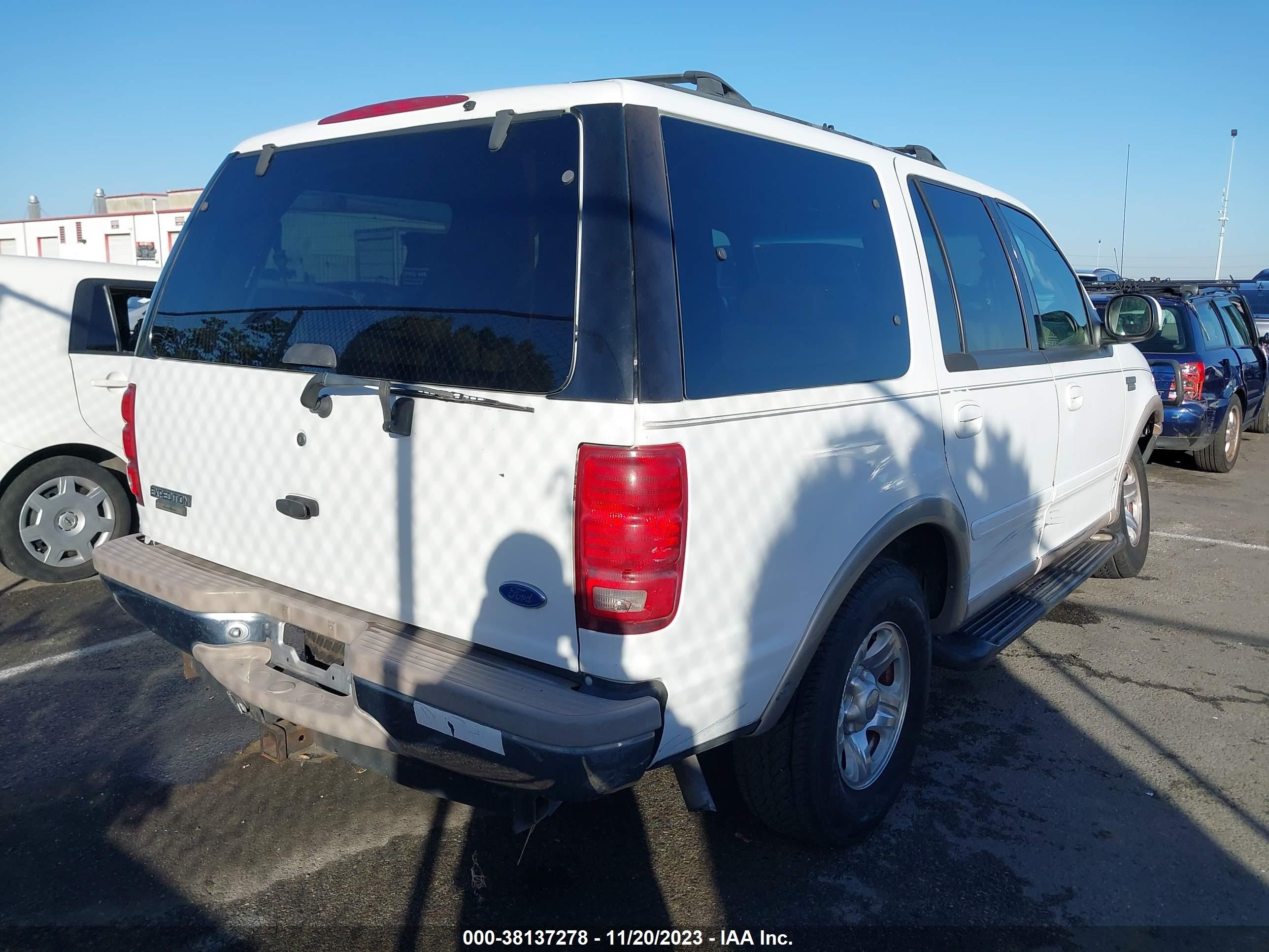 Photo 3 VIN: 1FMEU17L5VLC35799 - FORD EXPEDITION 