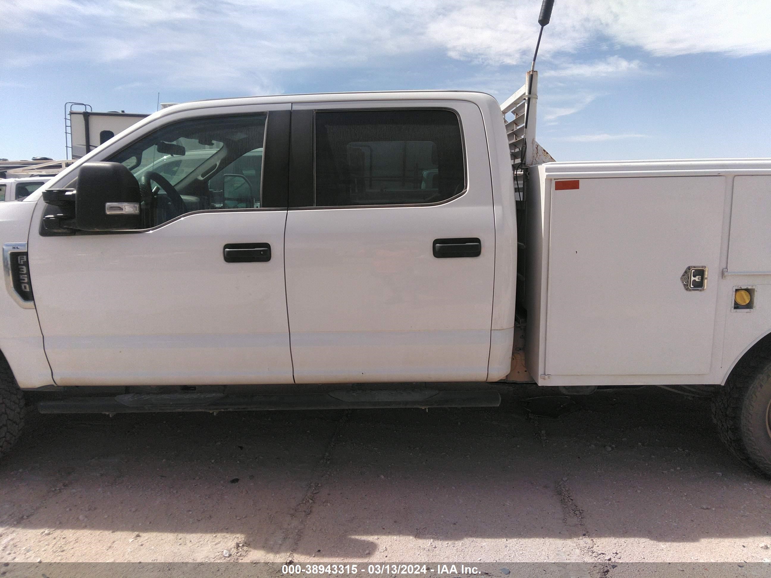 Photo 13 VIN: 1FT8W3B62KEE67785 - FORD F350 
