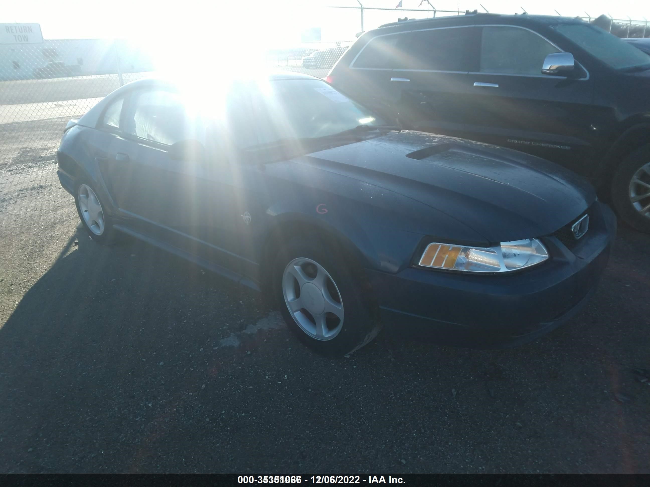 VIN: 1FAFP42X7XF178752 - ford mustang
