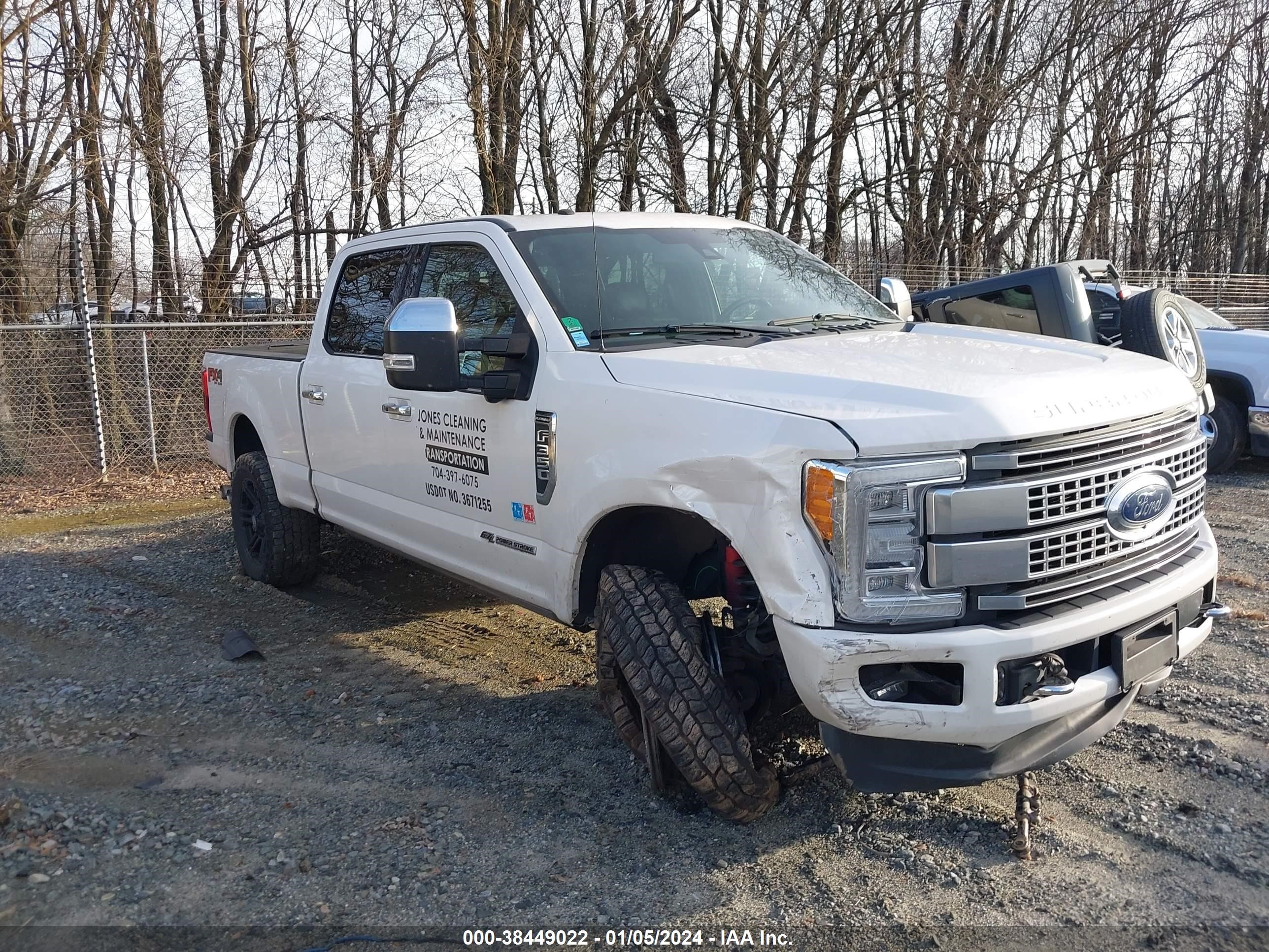 VIN: 1FT8W3BT5HEE38408 - ford f350