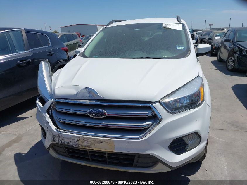Photo 11 VIN: 1FMCU0GD1JUD58269 - FORD ESCAPE 