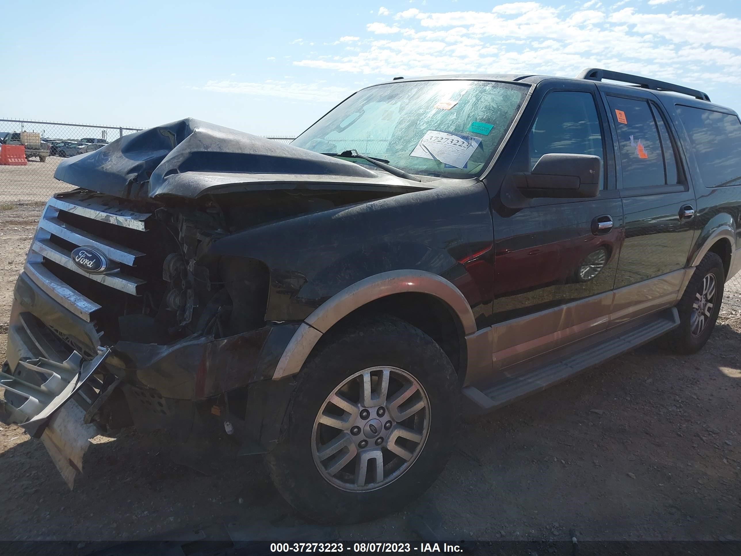 Photo 13 VIN: 1FMJK1H54DEF00588 - FORD EXPEDITION 