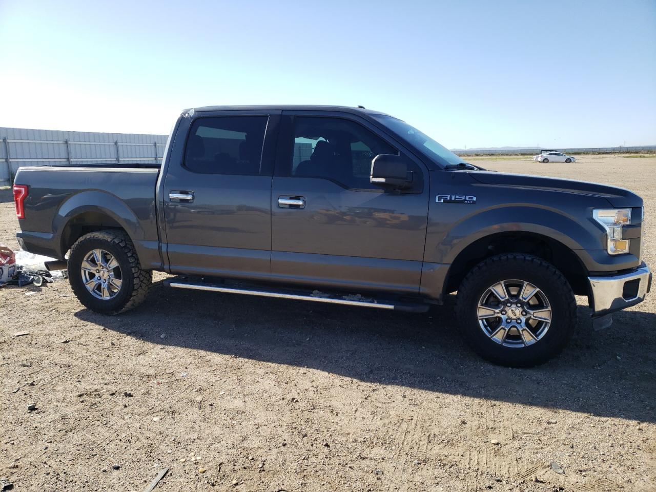 Photo 3 VIN: 1FTEW1CF3FKD10652 - FORD F-150 