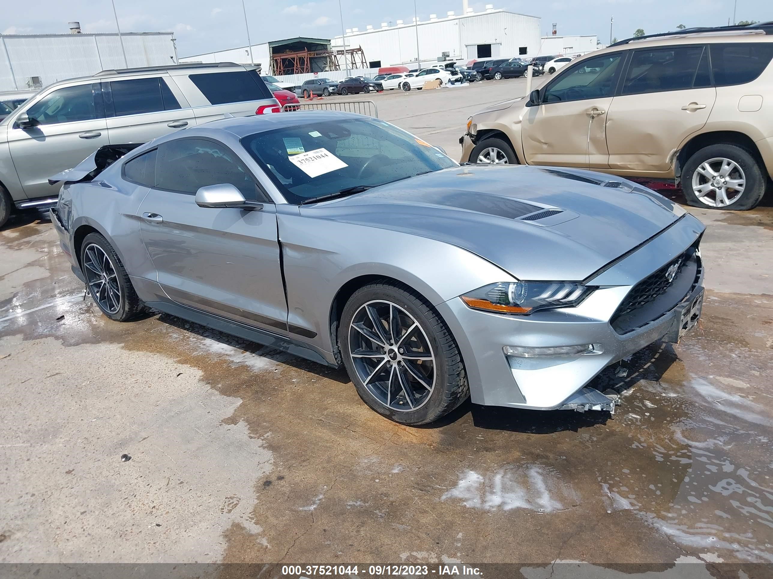 VIN: 1FA6P8TH8M5152435 - ford mustang