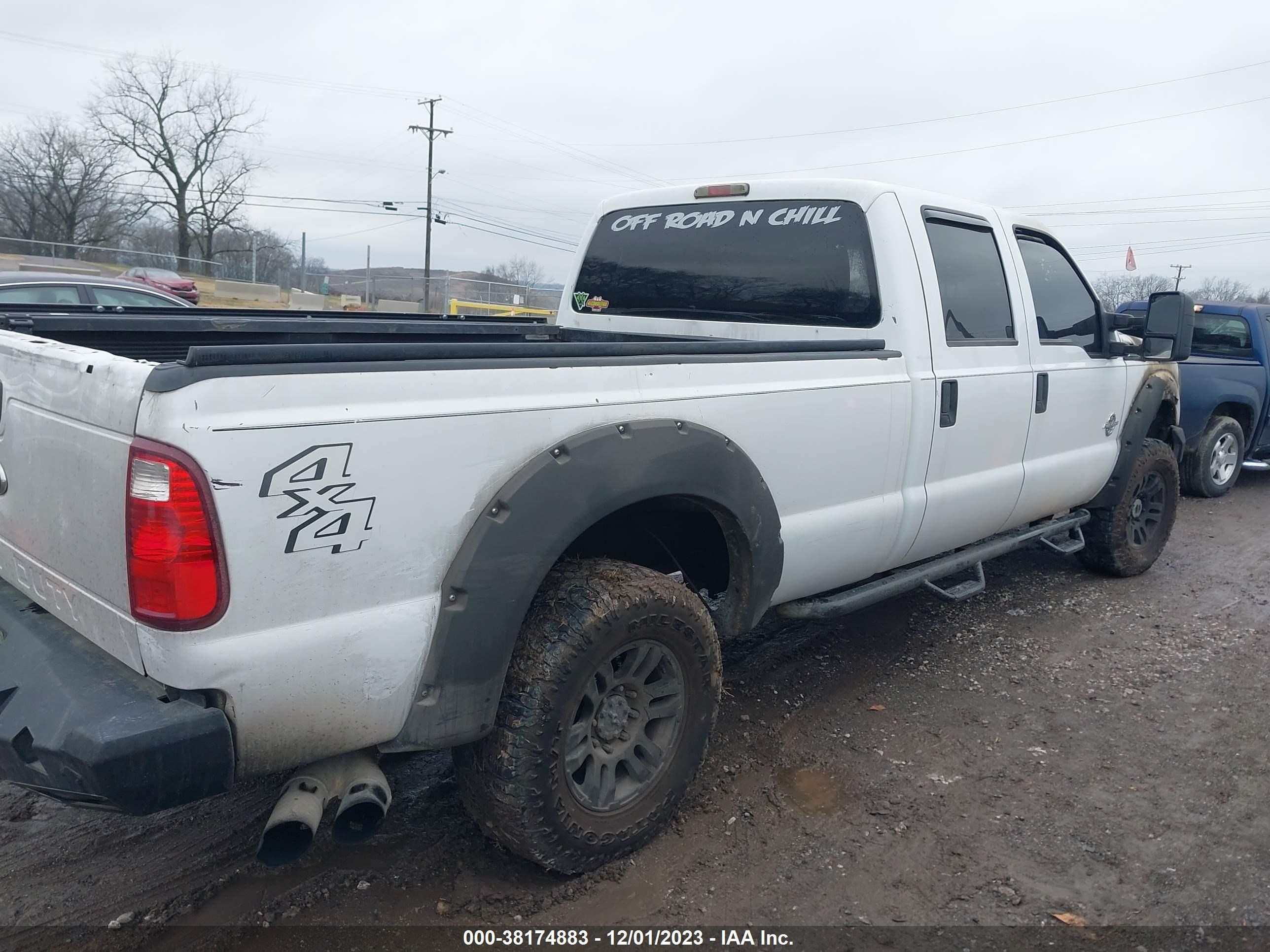 Photo 3 VIN: 1FT7W2BT5CEA49735 - FORD F250 