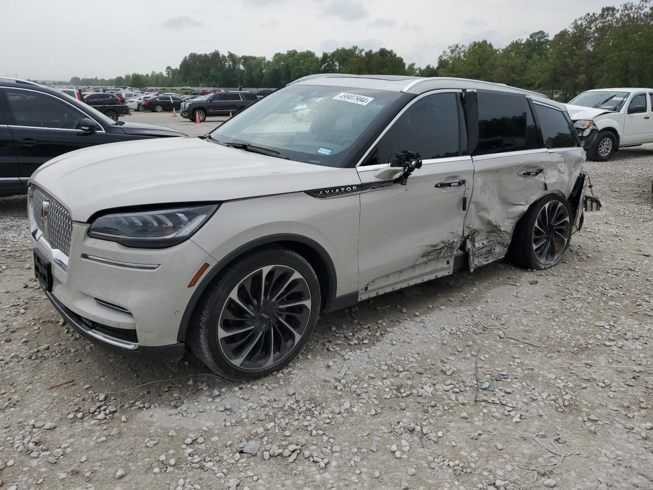 VIN: 5LM5J7WC4NGL04470 - lincoln aviator